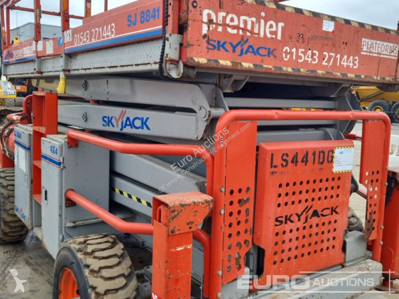 Plataforma  SJ8841