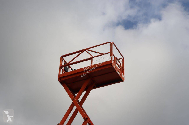 Piattaforma aerea PB PB S140-12EC