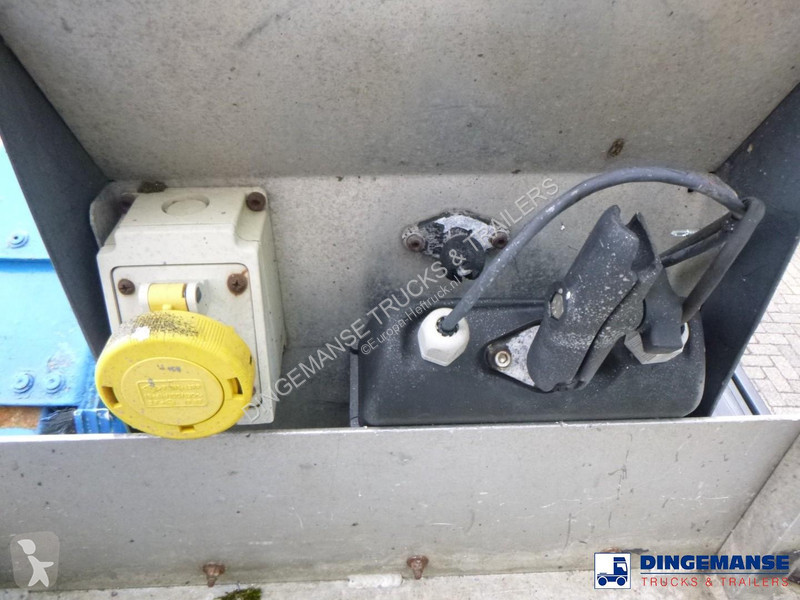 شاحنة MAN TGM 13.240 4X4 RHD manlift / work...