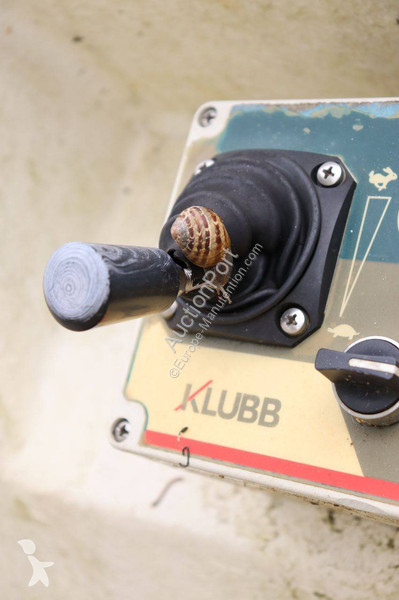 Plataforma elevadora Renault KLUBB KL32
