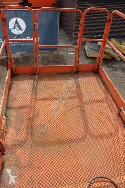 Plataforma elevadora JLG