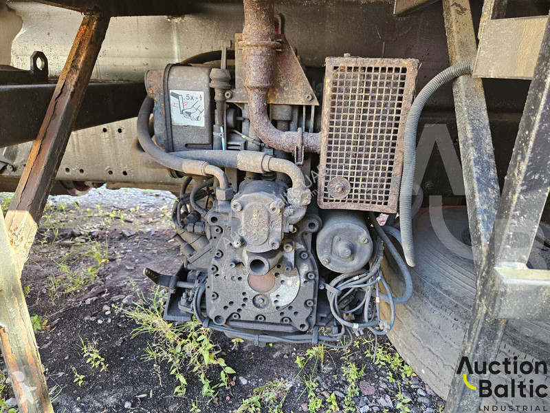 Plataforma elevadora MAN M90