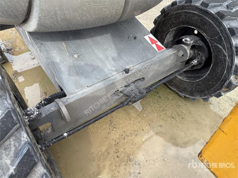 升降机 Haulotte Articulating Boom Lift (Inoperable)