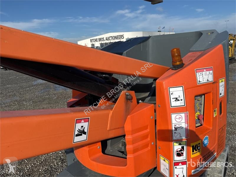 升降机 Haulotte Electric Articulating Boom Lift