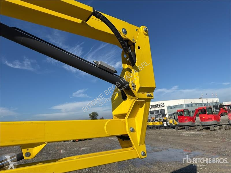 升降机 Airo A12E Electric Articulating Boom Lift