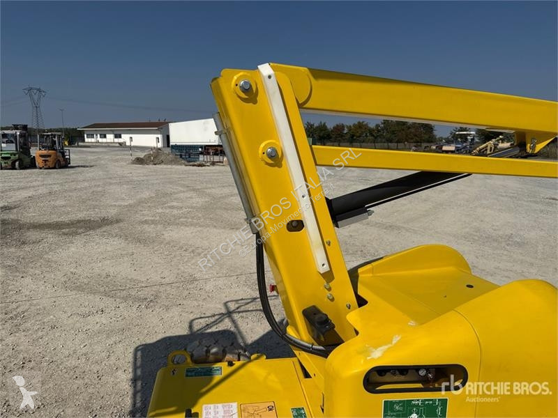 Emelőkosár Airo A12E Electric Articulating Boom...