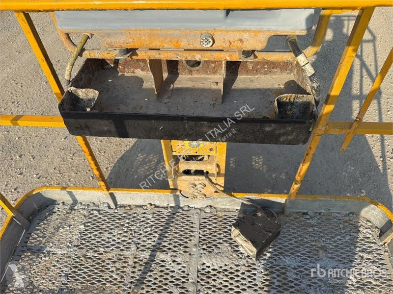 Plataforma elevadora Haulotte HA16RT Diesel...