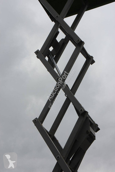 Plataforma elevadora Fronteq FS1012E