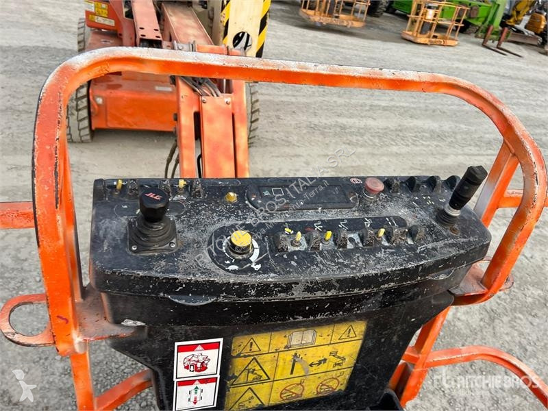 Plataforma elevadora JLG Electric Articulating...