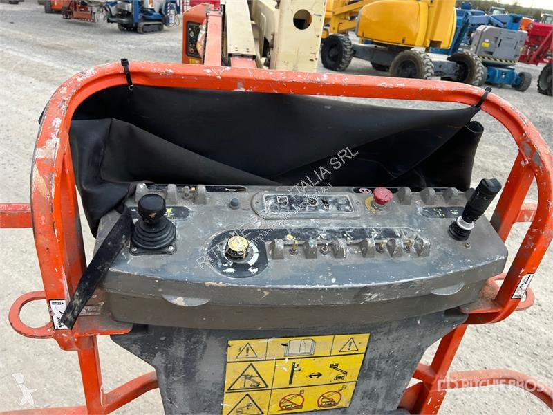 Plataforma elevadora JLG Electric Articulating...