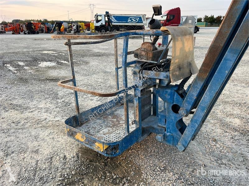 Plataforma elevadora Haulotte HA12PX Diesel...