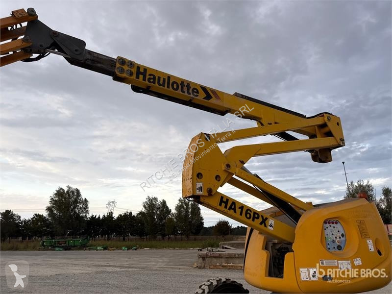 Lift Haulotte HA16PX Articulating Boom Lift