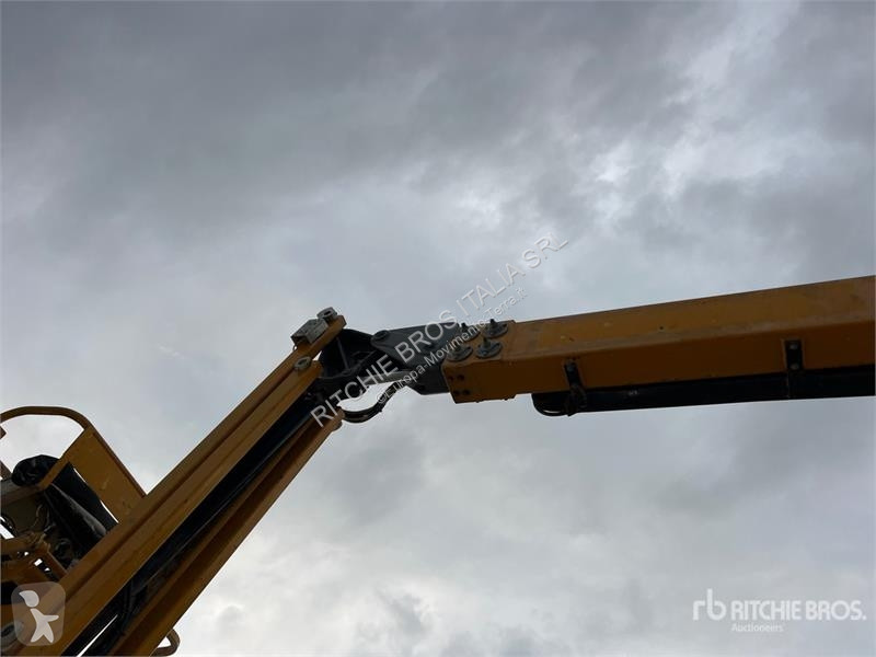 Lift Haulotte HA16PX Diesel Articulating Boom Lift