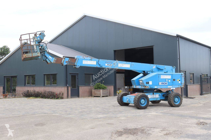 Plataforma elevadora Aichi SP18A