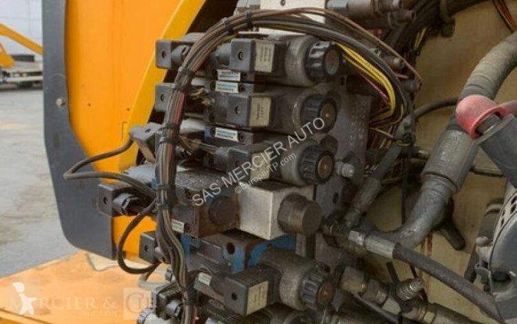 Hoogwerker JLG nacelle articulee automotrice...