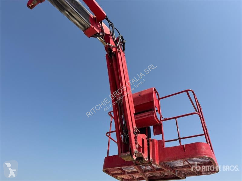 Plataforma elevadora Manitou 160AJT