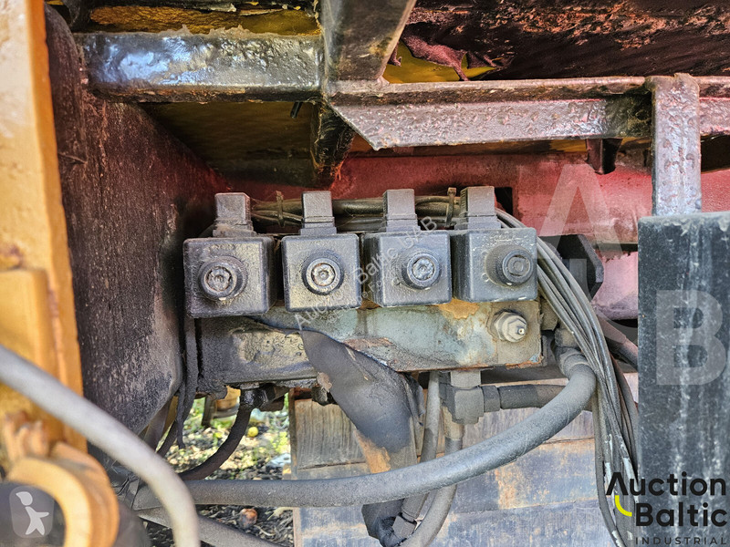 Plataforma elevadora MAN M90