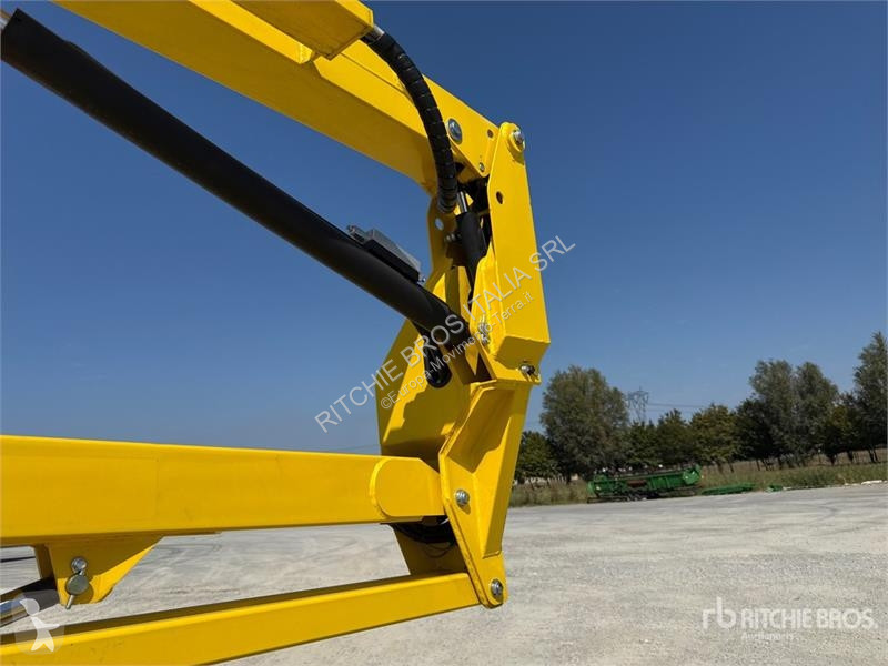 Emelőkosár Airo A12E Electric Articulating Boom...