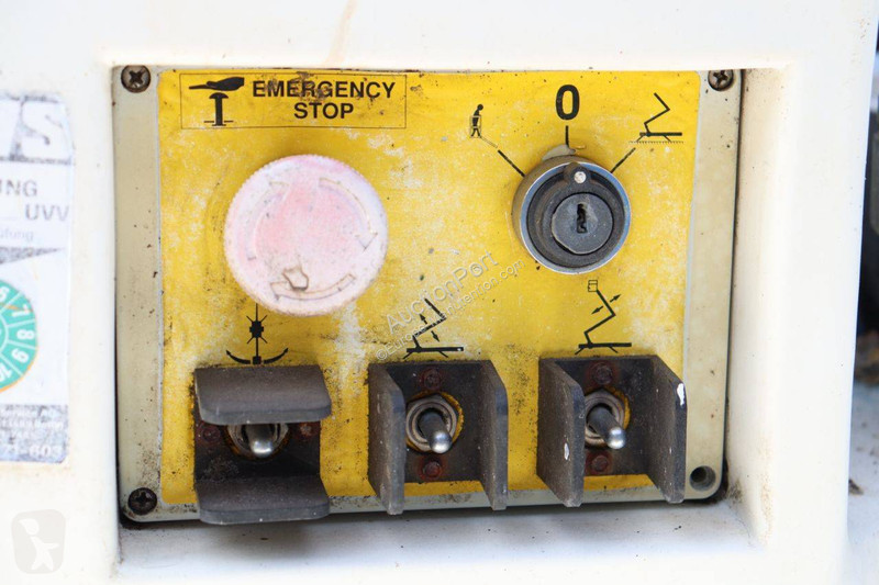 Nacela UpRight TL33