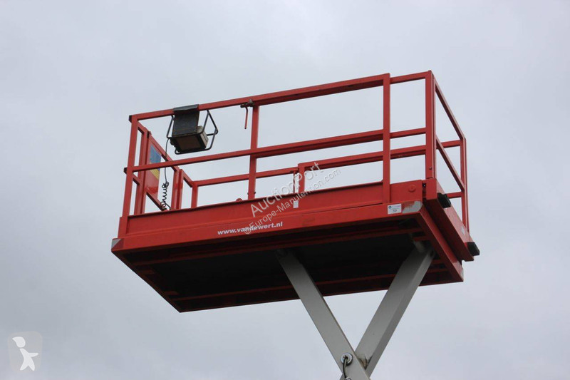 Plataforma elevadora Hollandlift MONOSTAR V-SAEL14