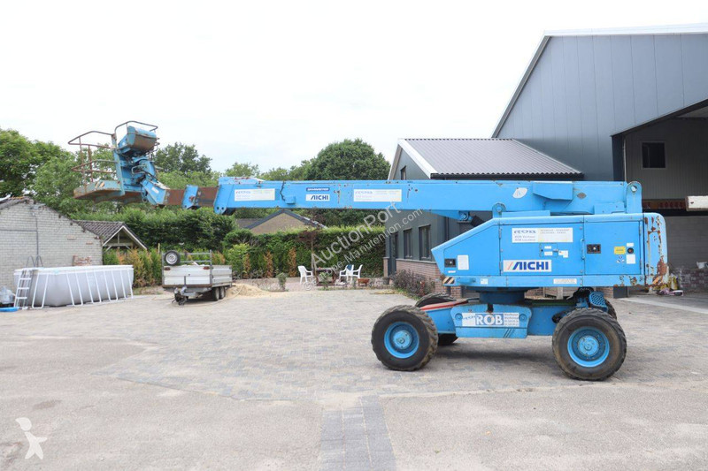 Plataforma elevadora Aichi SP18A