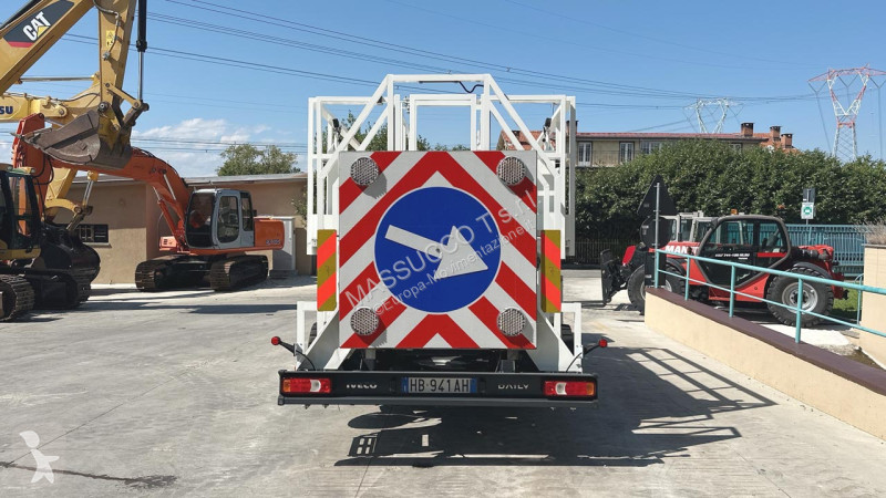 Автовишка Iveco DAILY 70-180 TUNLIFT 737-500 4x2