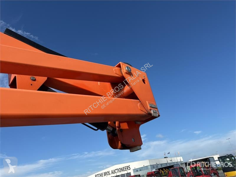 升降机 Haulotte Electric Articulating Boom Lift