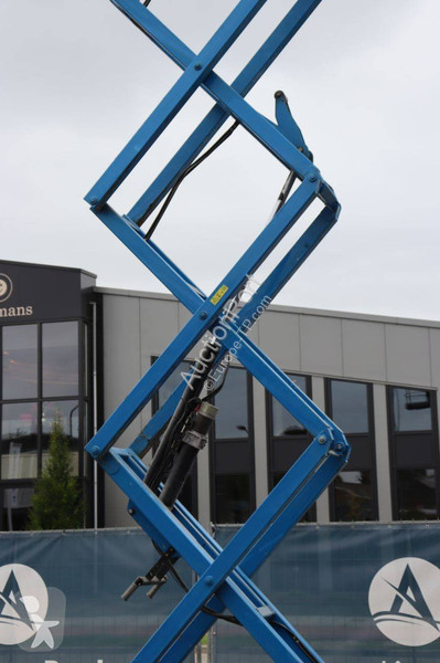 Plataforma elevadora JLG