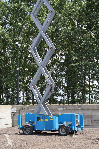 Plataforma elevadora Genie GS3369