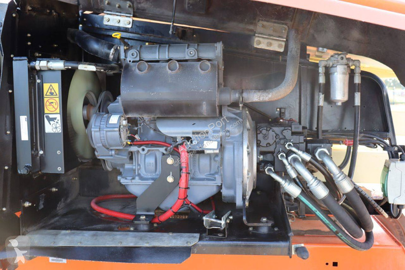 Nacela JLG 450AJ