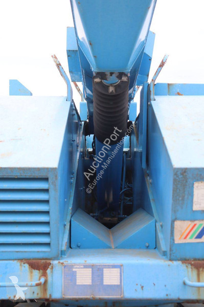 Plataforma elevadora Aichi SP18A
