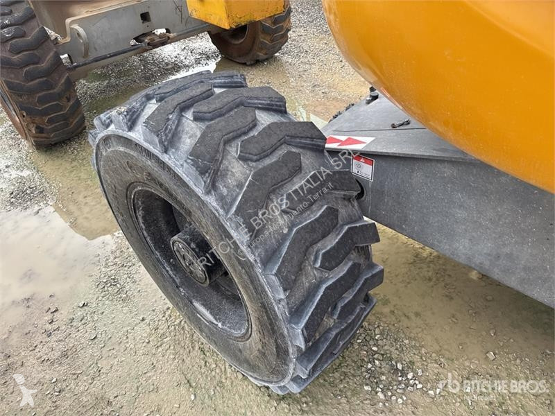 升降机 Haulotte Articulating Boom Lift (Inoperable)