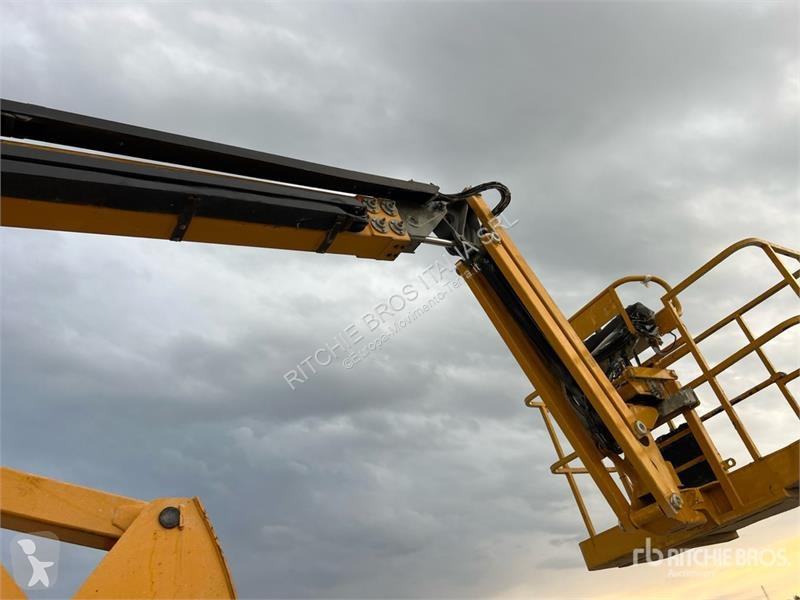 Lift Haulotte HA16PX Diesel Articulating Boom Lift
