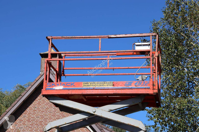Lift Skyjack SJ4832