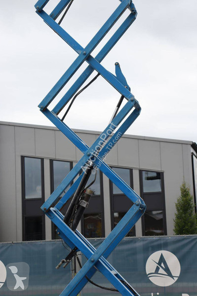 Plataforma elevadora JLG