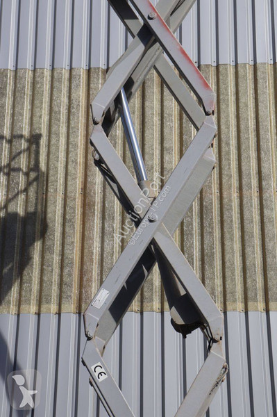 Zwyżka Skyjack SJ 3226