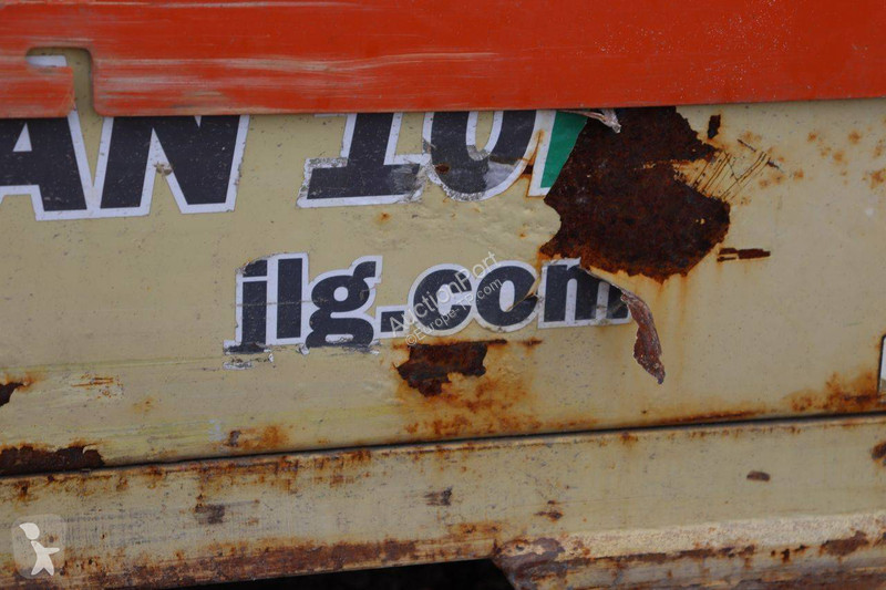 Plataforma elevadora JLG 10E