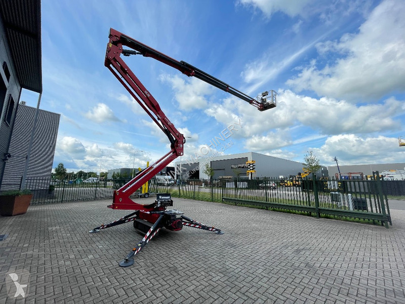منصة تلسكوبية Hinowa Lightlift 20.10 IIIS