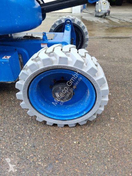 منصة تلسكوبية Niftylift HR17 HYBRID 4X4