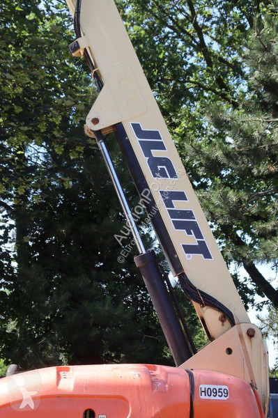 JLG  aerial platform