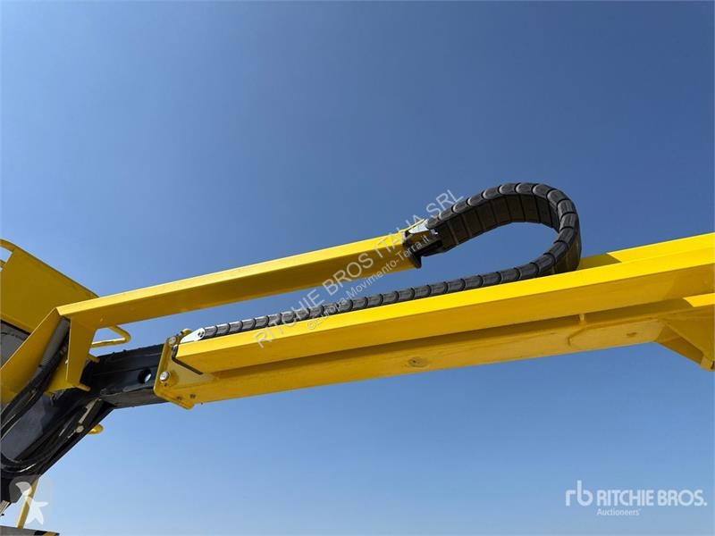 Emelőkosár Airo A12E Electric Articulating Boom...
