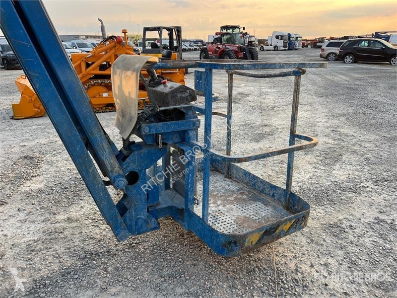 Plataforma elevadora Haulotte HA12PX Diesel...