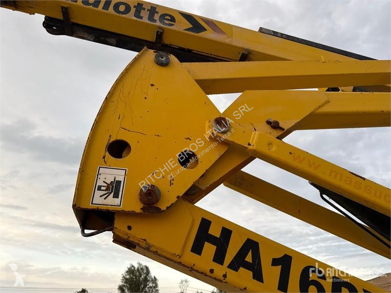 Lift Haulotte HA16PX Articulating Boom Lift