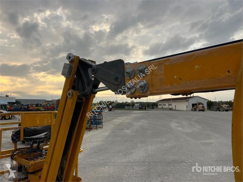 Lift Haulotte HA16PX Diesel Articulating Boom Lift