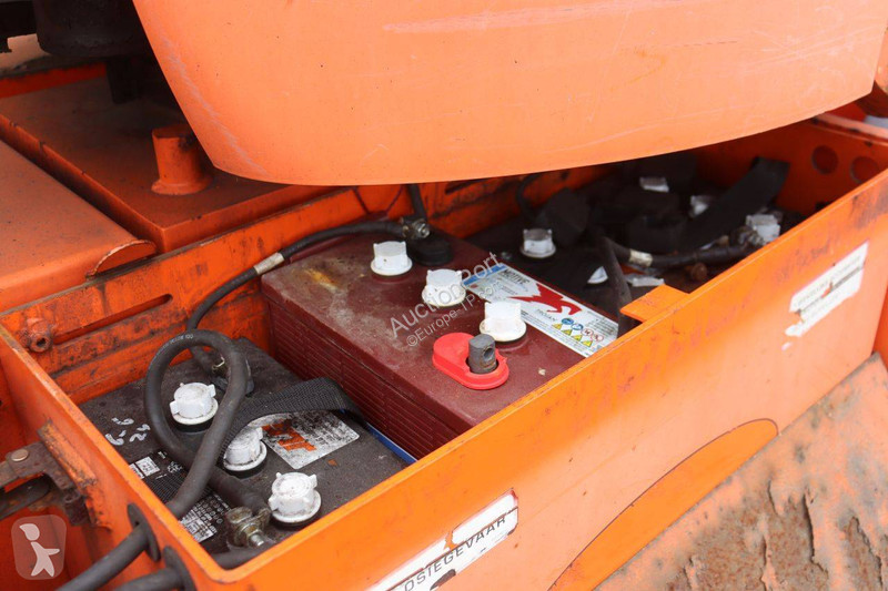 Plataforma elevadora JLG