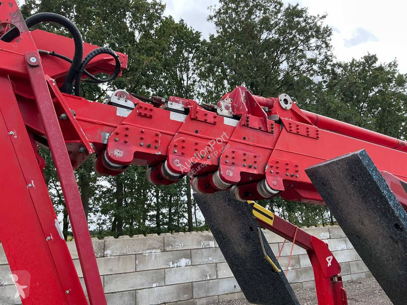 Plataforma elevadora Teupen LEO 26 H