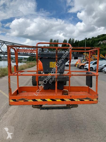 Piattaforma aerea JLG