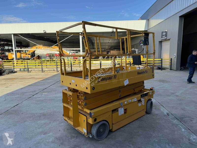 منصة تلسكوبية Haulotte COMPACT 10