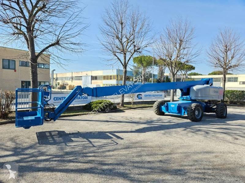 Piattaforma aerea Genie S85 4 WD