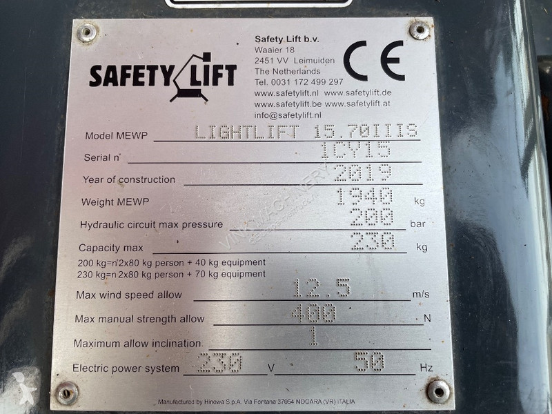 منصة تلسكوبية Hinowa Lightlift 15.70 SOLD